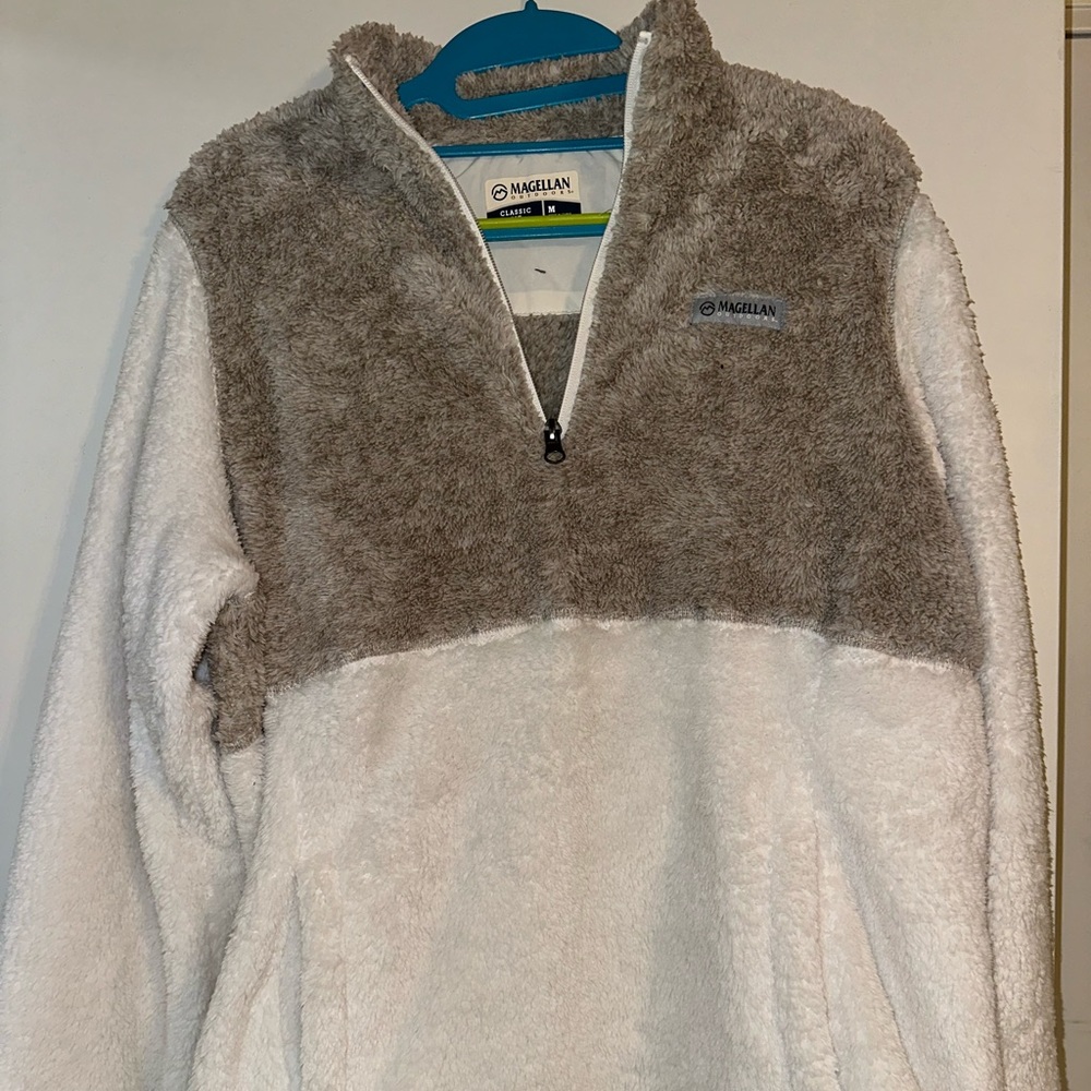 Women’s Pullover
